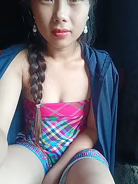 Chatroom XXX en direct de HeresThuy22