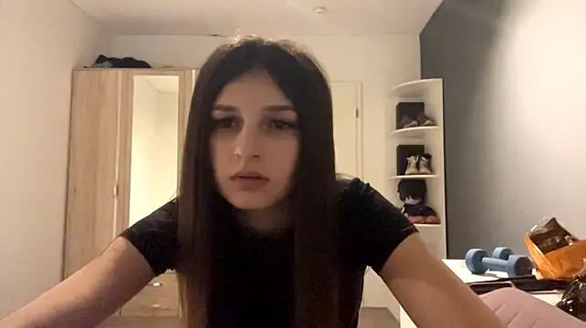SpanishRooter Adlı Modelin Canlı XXX Sohbeti