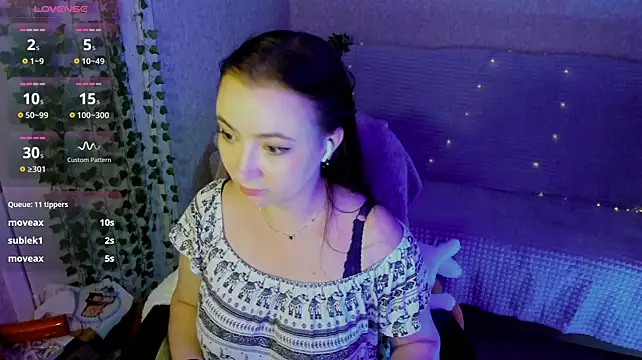 Micky_Wood Live XXX-chat