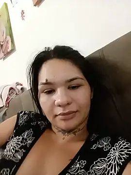 XXX chat uživo modela Ciocolata25
