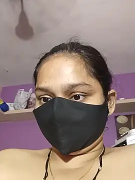 Show modela Priyanka_30 na web-kameri