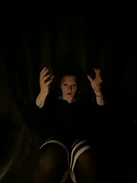 XXX chat uživo modela Stoner_BarbieXX