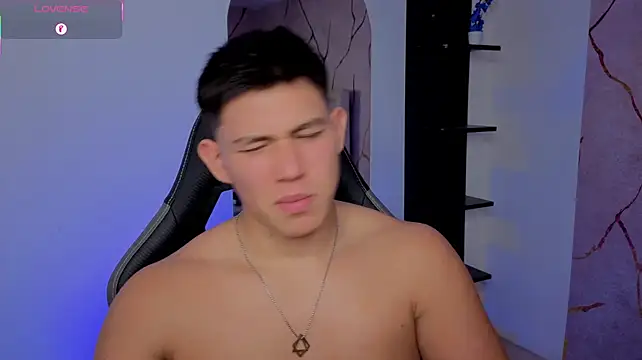 JamesCr_ webkamerás műsora