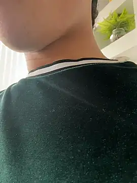 Chat +18 de Dominik_Souza ao vivo