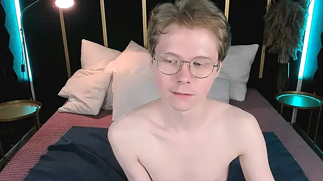 XXX chat uživo modela DanielSanders
