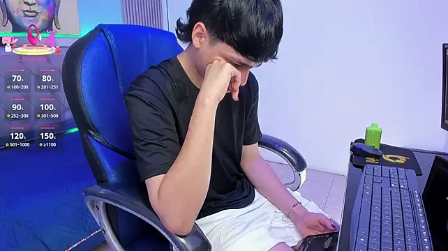 SamBlack_ 在線直播表演