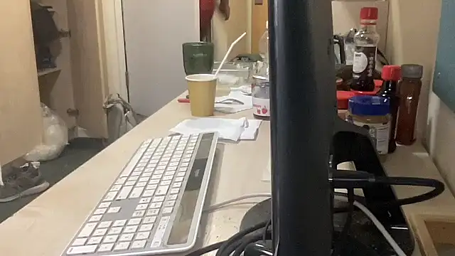 coach-karl's Live XXX Chat