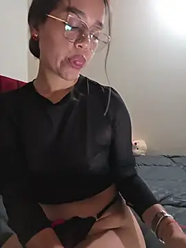 Chat +18 de Andrea-Queen ao vivo