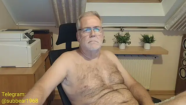 subbear1968 Live XXX-chat