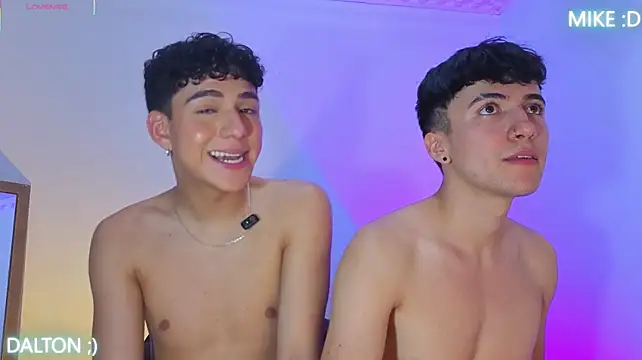Chat XXX en directo de Mike_Benelli