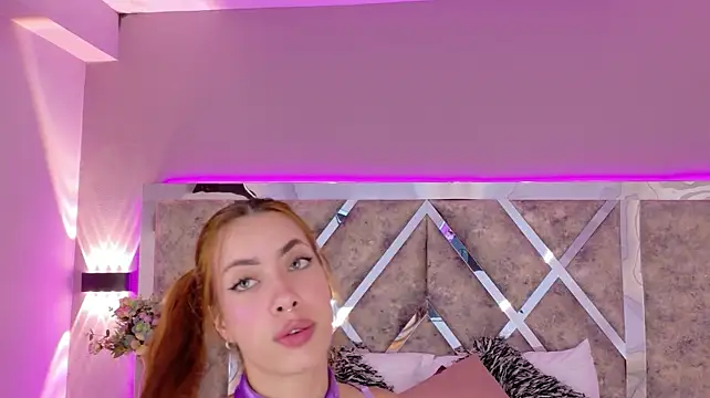 LolaGray__ Chat XXX in diretta
