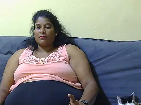 Chat +18 de xxA_THUGS_SWEETHEARTxx ao vivo