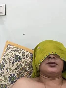 Miss_kanika76's Webcam Show