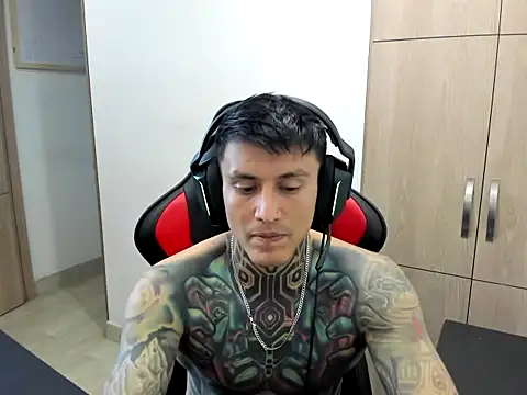 عرض كام Chrissblack