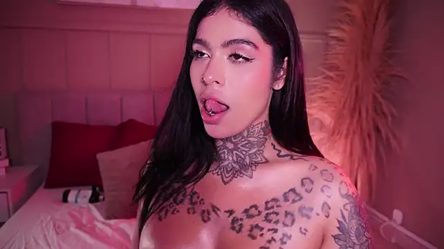 curvyliciousss' Live XXX Chat