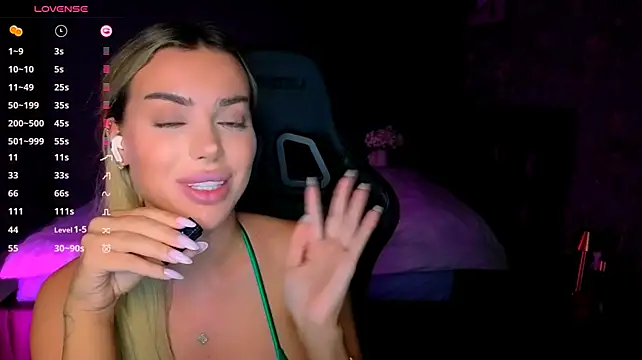 Ayla__Demir Chat XXX live