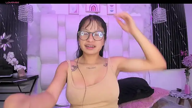 Kittytokyoo's Live XXX Chat