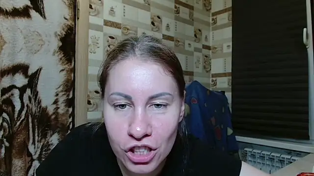 TherestlessKitty Chat XXX live