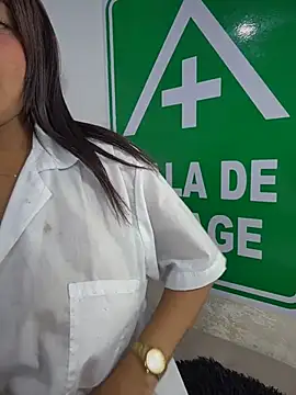 Nasty-Doctor Chat XXX in diretta