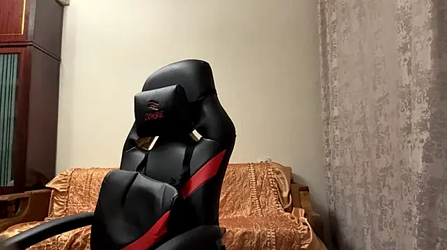Živý XXX chat TaIliedGuest