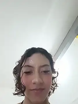 shantallmendy Show in webcam