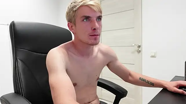 Logan_Falk – Naživo XXX chat