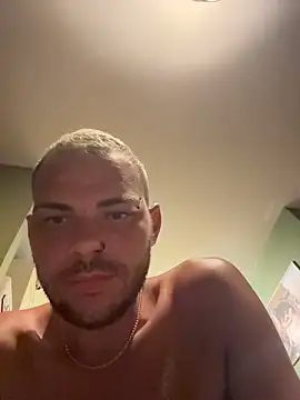 Show modela Coupledownsouth na web-kameri