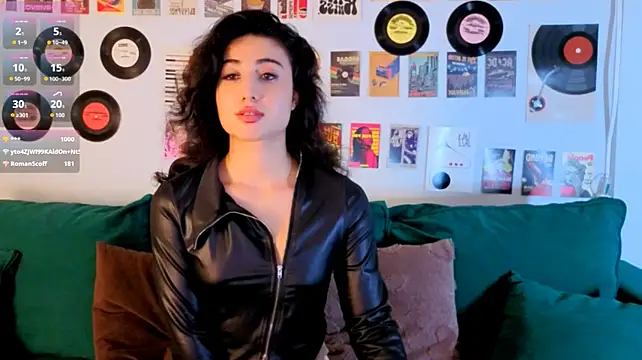Maya_Rogerss Live XXX-Chat