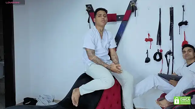 Živý XXX chat EliteBoysLive