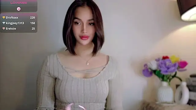 Anna_HollyDoll Pertunjukan Webcam