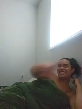 cinnaminnie Show Webcam