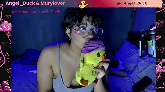 צ'אט XXX בשידור חי של Angel_Duck