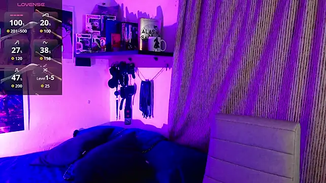 Chat XXX en directo de BLACKTSUKI7_