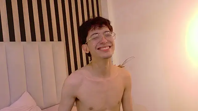 Twink_Sebas7 웹캠 쇼