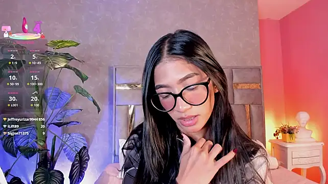 Tyla_Ks Live XXX-Chat