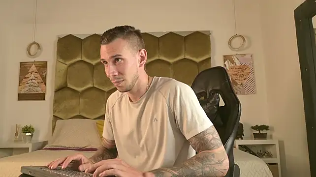 عرض كام J_king__