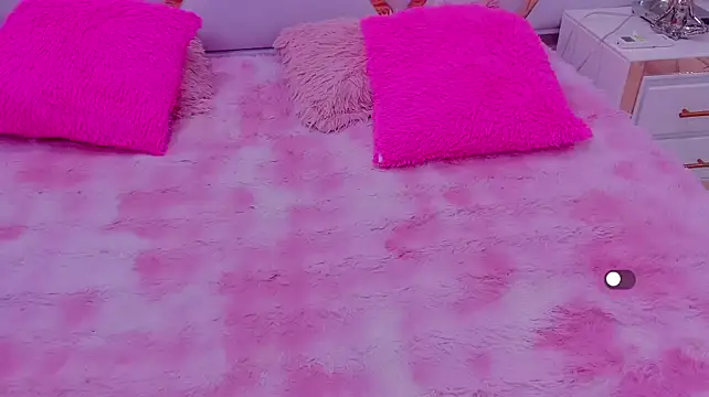 baby_sofia7 élő XXX-chatje