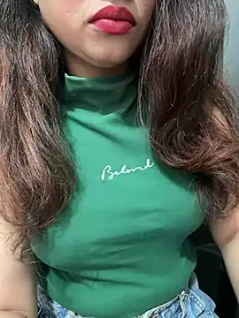Yours_riya11 Adlı Modelin Canlı XXX Sohbeti