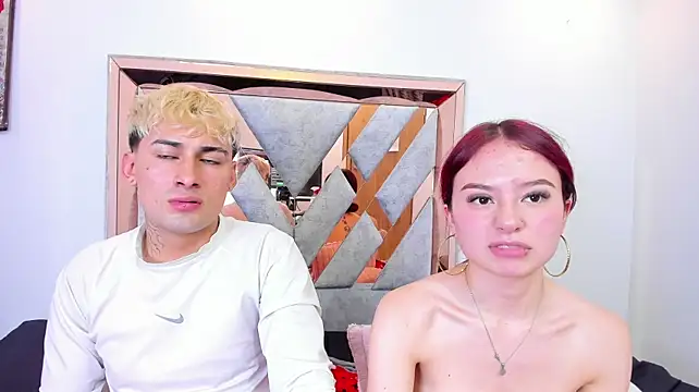 צ'אט XXX בשידור חי של Kenji_n_Rousse