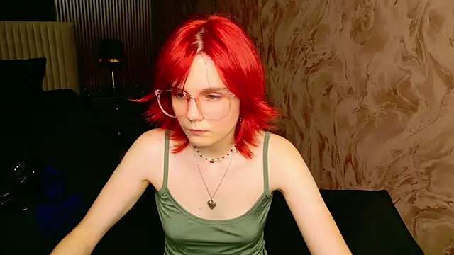 Avrora_VanceのライブXXXチャット