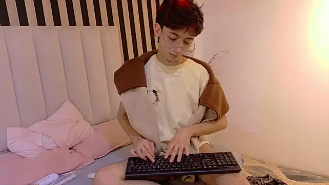 Twink_Sebas7 – Kamerová šou