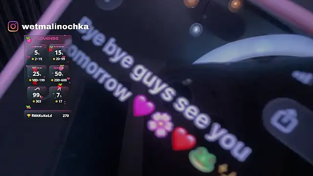 Živý XXX chat mali_doll