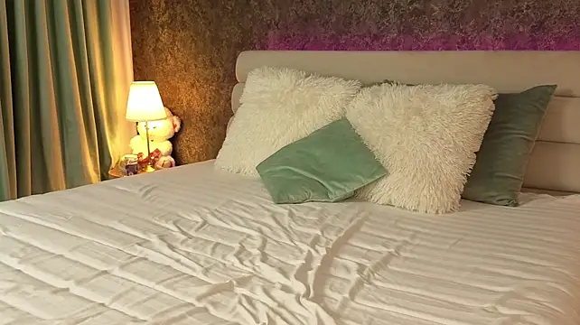 ChloeBelleX's Live XXX Chat