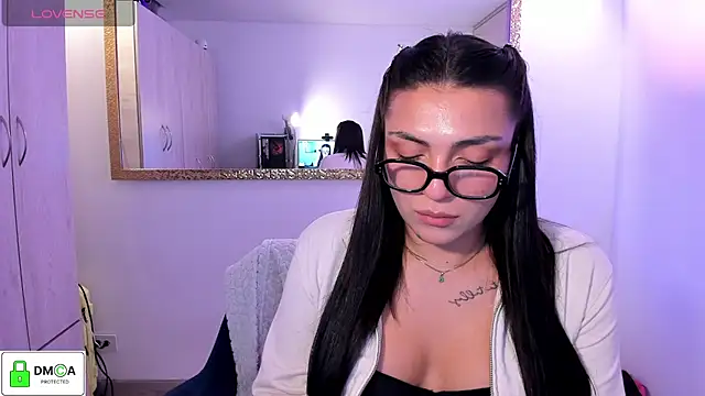 EricaVanderhill Live XXX-chat