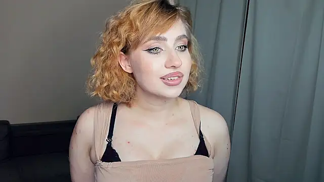 JadeBeerle's Live XXX Chat
