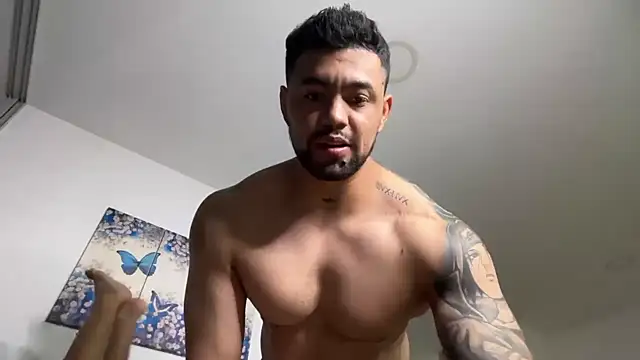 exclusivecouple69's Webcam Show