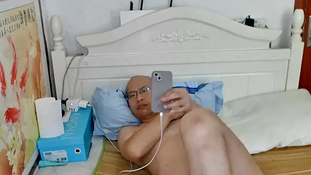 Chatroom XXX en direct de benly888