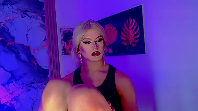 Aranza_Dolltsn Webbikameraesitys