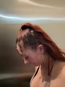 ariiel_ XXX чат на живо