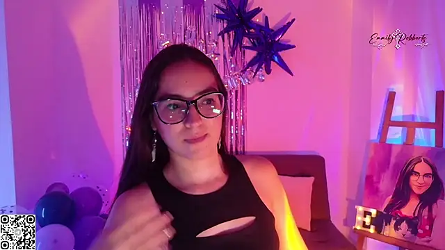 Živý XXX chat Emmi_Roberts